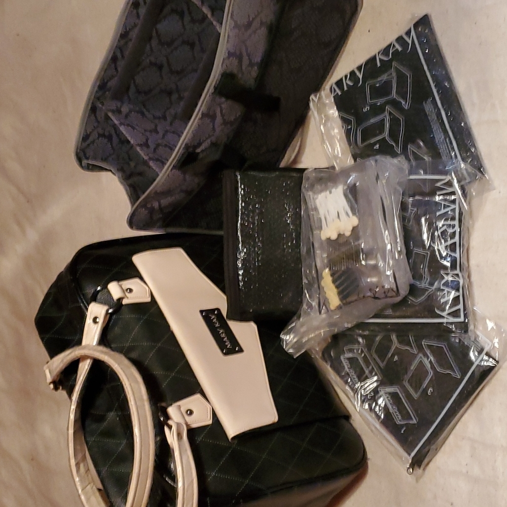 Mary Kay bag with a few supplies